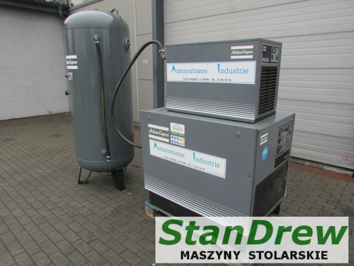 Atlas Copco GA 11 compressor with dryer, 900l