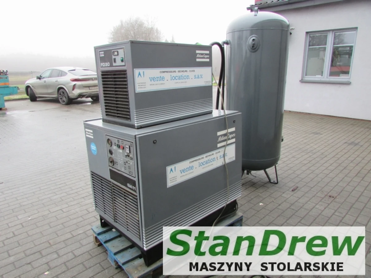 Atlas Copco GA 11 compressor with dryer, 900l