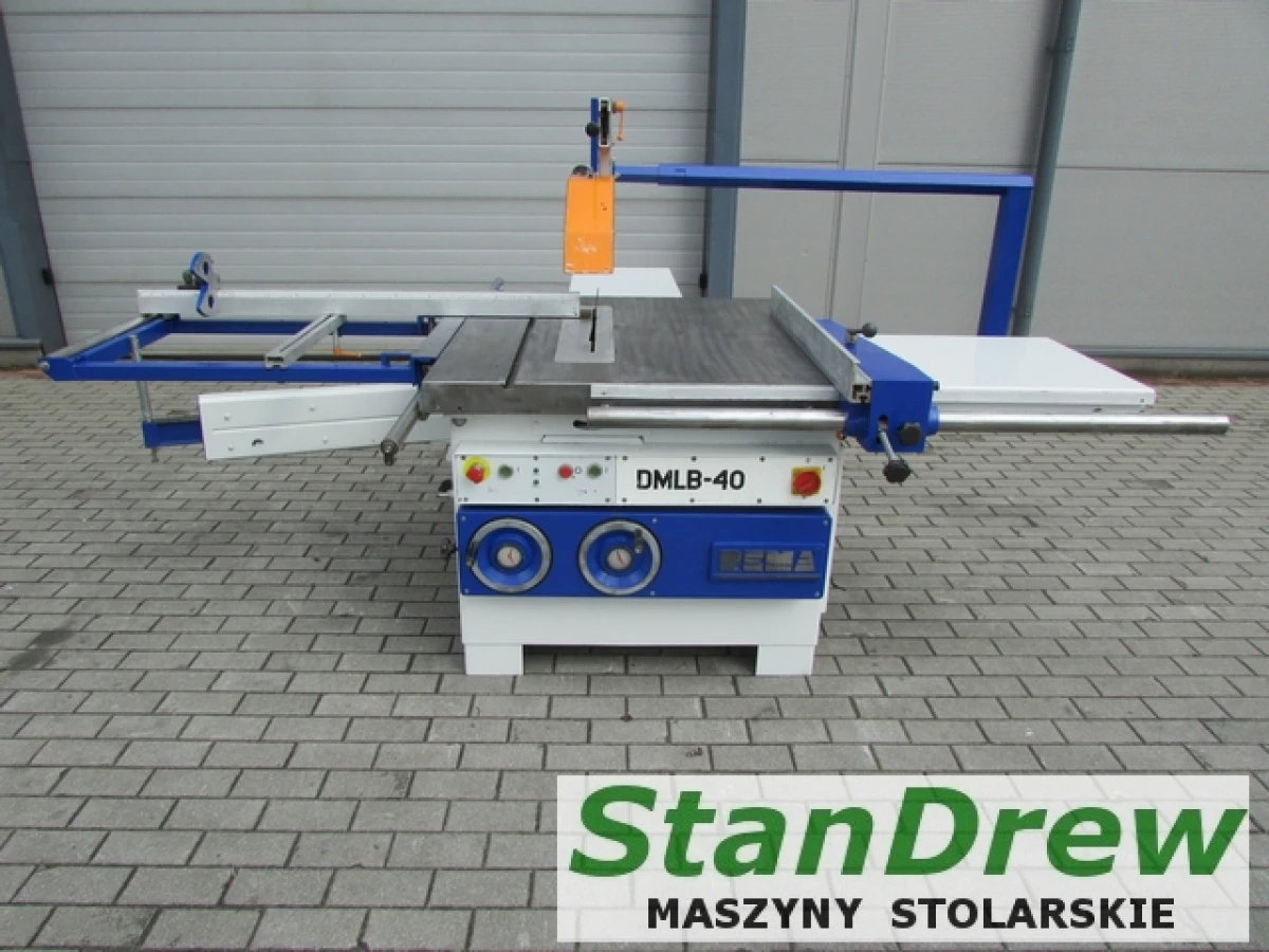 REMA DMLC 35 format saw with a scoring saw.
