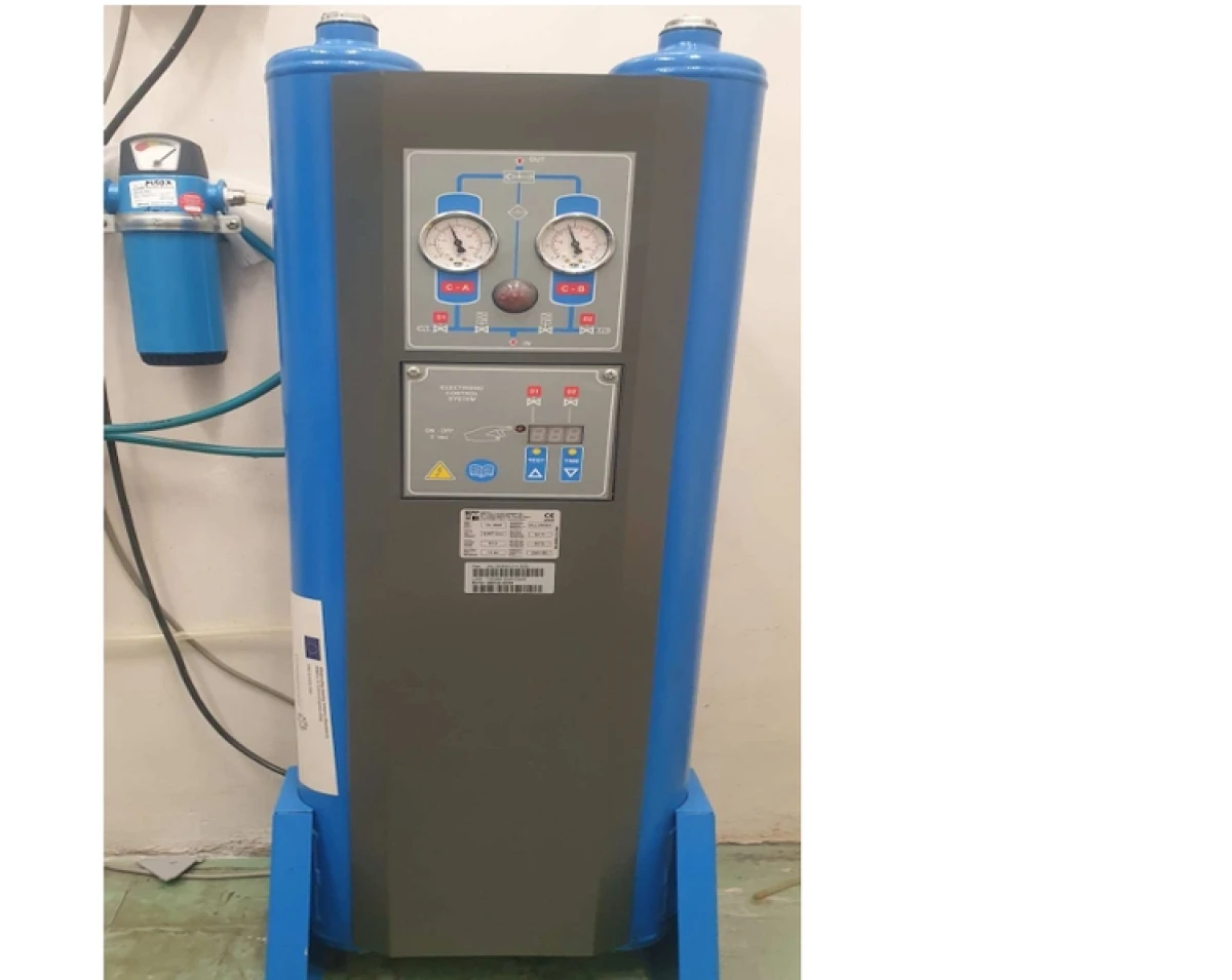 OMI HI Q400 Air Dryer with OMI ED 54 Refrigerant Dryer and Filters