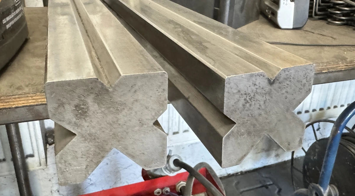 DURMA HAP 2560 Press Brake