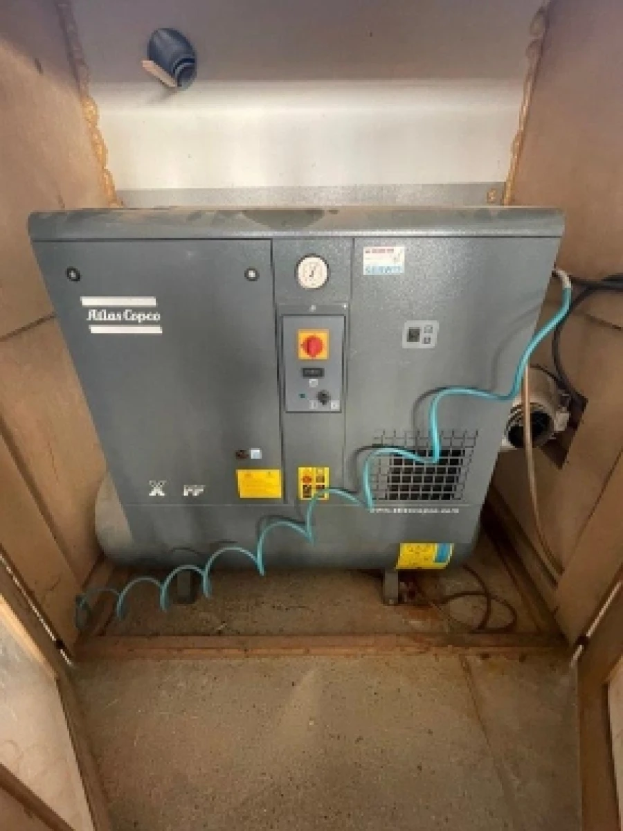 Used 5-Axis CNC Machining Center FANUM LAMBDA GT