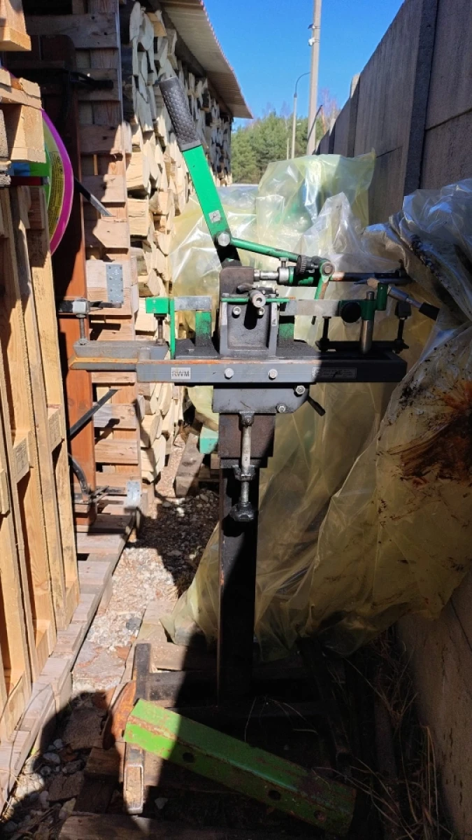 Roltrac R70 Band Saw with Full Hydraulics