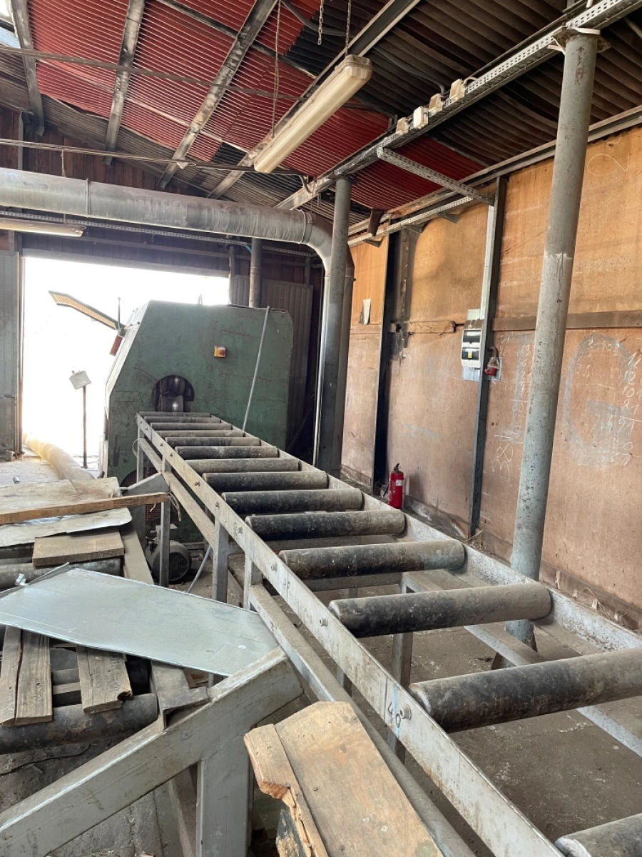 Used Oswald RM 203 Rounding Machine - Precision and Efficiency in Round Wood Processing