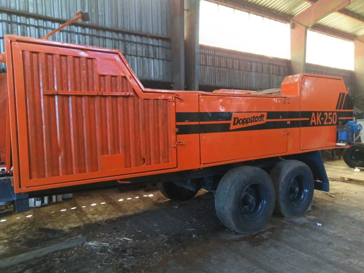 Doppstadt AK 250 Mobile Shredder – Year 1999