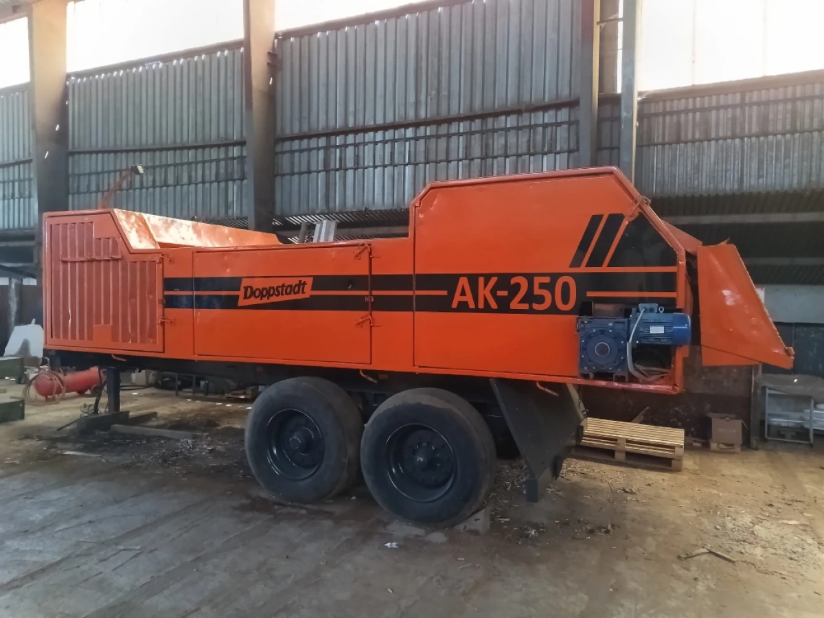 Doppstadt AK 250 Mobile Shredder – Year 1999