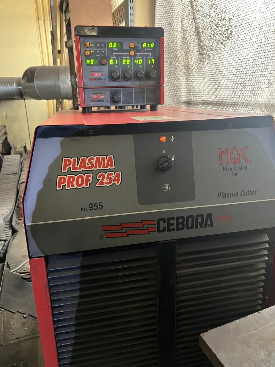 STIGAL VXstandard Plasma Cutting Machine with CEBORA Prof P254 Unit and Oxy-fuel Torch (Year of Manufacture 2013)