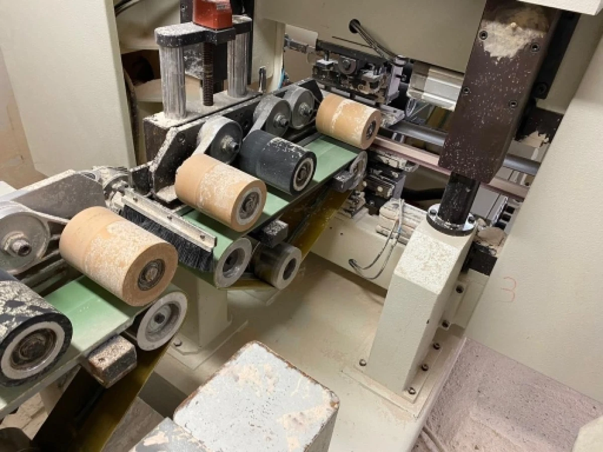 OMEF TTN-LV-P-0R Multifunctional Sanding Machine (Year of Manufacture 2010)