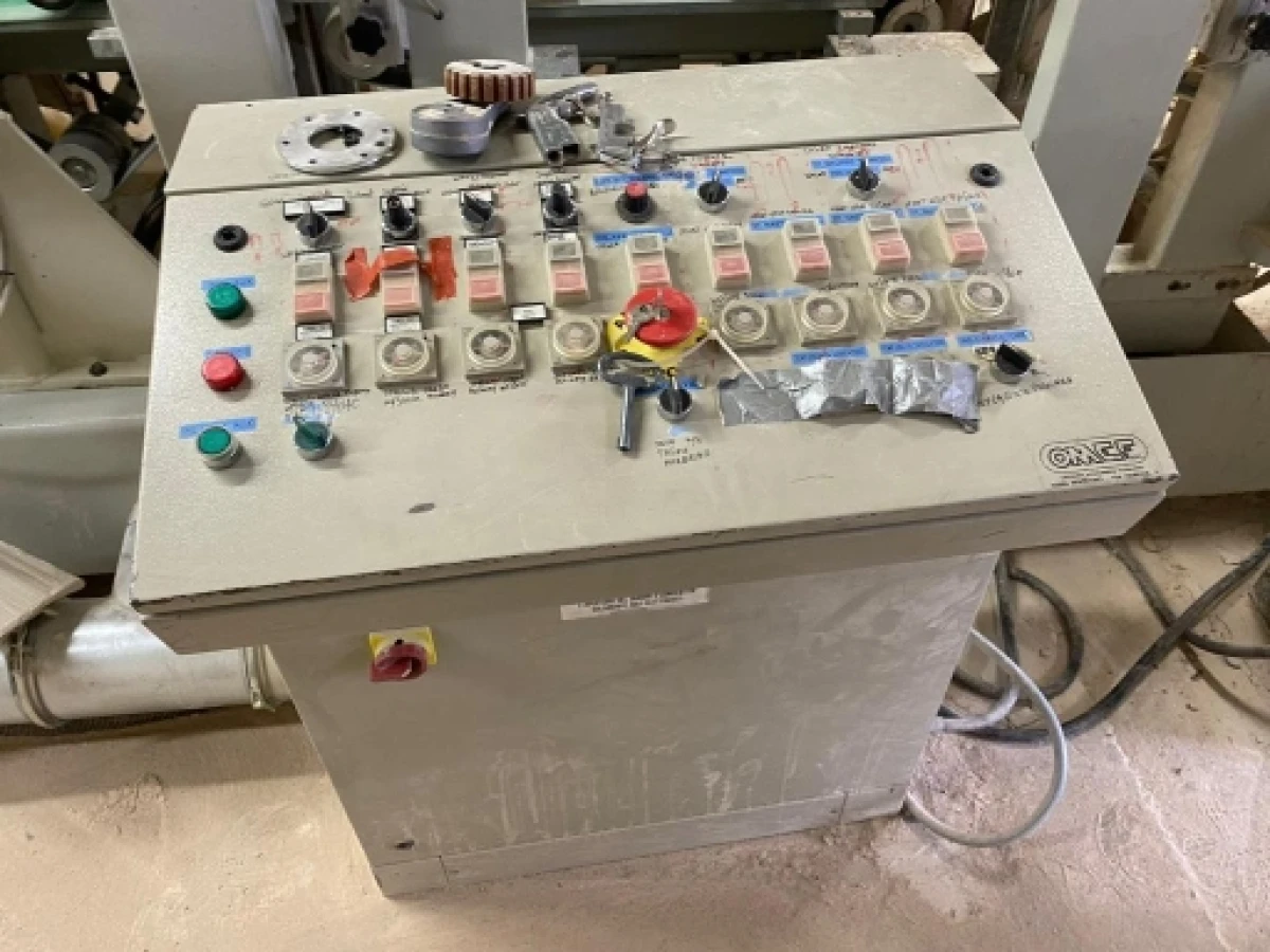 OMEF TTN-LV-P-0R Multifunctional Sanding Machine (Year of Manufacture 2010)
