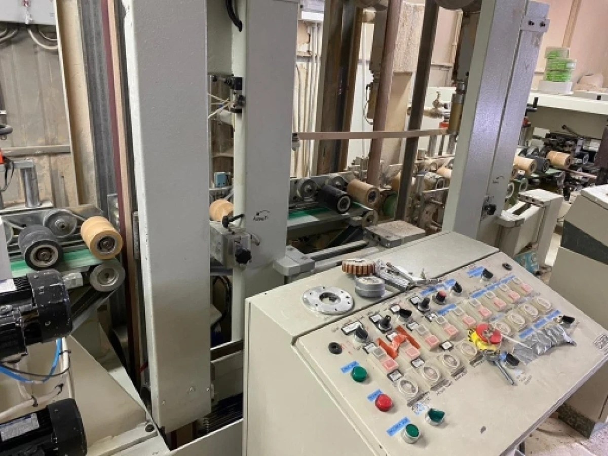 OMEF TTN-LV-P-0R Multifunctional Sanding Machine (Year of Manufacture 2010)