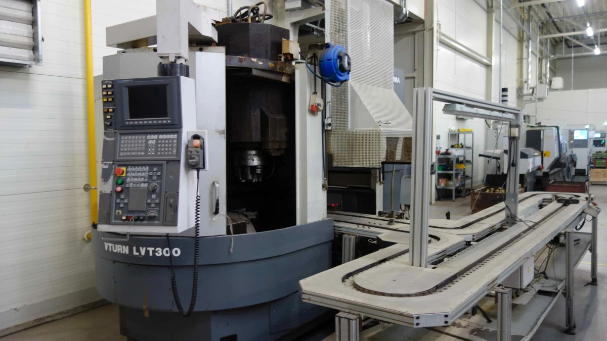 CNC Lathes for Sale – OKUMA LVT400 (4 units)