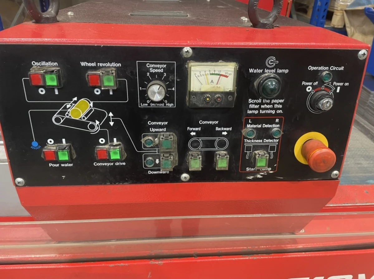 AMADA BR-610W Deburring / Wide-Belt Grinding Machine (Year of Manufacture 1998)