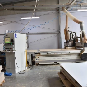 CNC Center SCM ACCORD 20 with unloading