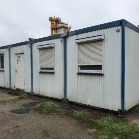 Set of 5 used containers manufactured by Hepamos Krakow in 2006