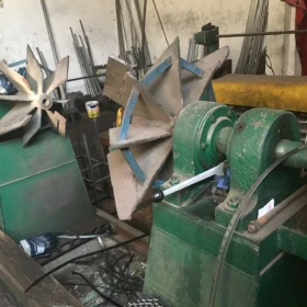Longitudinal cutting line for sheet metal; Generator; Roller shear