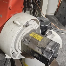 Welding Robot IGM MA30 with KUKA Robot – High-Efficiency Welding System