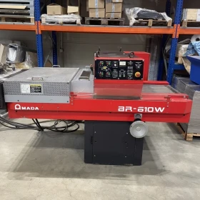 AMADA BR-610W Deburring / Wide-Belt Grinding Machine (Year of Manufacture 1998)