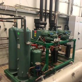 Chladicí systém BITZER KUBA 3000 paletových míst 160 kW 2014