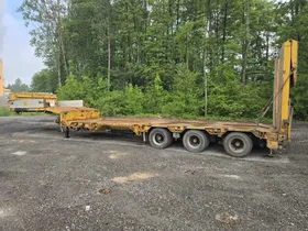Usado Semirremolque de Cama Baja - Chrzanów