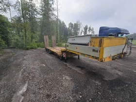Usado Semirremolque de Cama Baja - Chrzanów