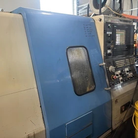 Tokarka CNC Hyundai HIT-200C 2003 – Nr seryjny. 1622D008 – Lubliniec