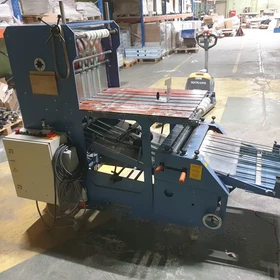 DESTA BAS/STB 500 Preša za slaganje Isporuka 2000 – Serijski br. 1306 – Łódź
