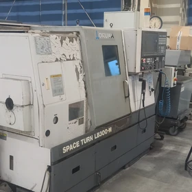Käytetty Okuma Space Turn LB300-M CNC-sorvi 2006 – Sarjanumero 127576 – Kąty Wrocławskie