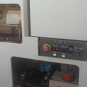 Naudotas vertikalus apdirbimo centras Mazak MTV 2-4 1992 m. – Serijinis Nr. 103295-U – Kąty Vroclavas
