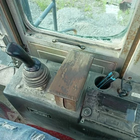 Použitý kolový nakladač XCMG ZL50G 2006 – Zamość