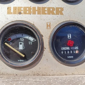 Použitý pásový buldozer Liebherr PR 731 C-M 1987 – Sériové č. 205/1087 – Polsko