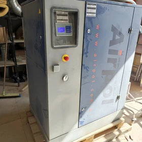 Airpol T22 SD Screw Compressor 2019 – Integrated Refrigerated Dryer – Serial No. S19601019 – Wrocław