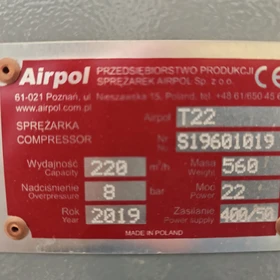 Šroubový kompresor Airpol T22 SD 2019 – Integrovaná chladicí sušička – Sériové č. S19601019 – Vratislav