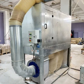 Použitá sada pro odsávání prachu: 3× STOLMAT ST-2, FORMAT St 15, 2× NRG Makine – Polsko