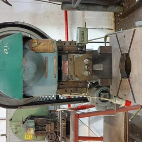 Presă excentrică Eisenwerk Hensel EBU 15 15 t 140 curse/min – Racibórz