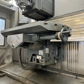 MAQUINA FRESADORA CNC UNIVERSAL DE 5 EJES USADA MAHO MH 1000 E – Nº de serie. 12052 – Opole