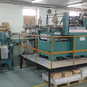 Použitá potahovací linka na tuhé krabice Crathern & Smith HNS 1998 + Perondi IA-5060 + Quad Stayer RS-2 – Polsko