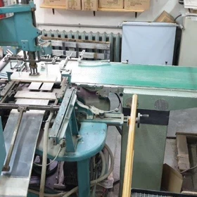 Použitá potahovací linka na tuhé krabice Crathern & Smith HNS 1998 + Perondi IA-5060 + Quad Stayer RS-2 – Polsko